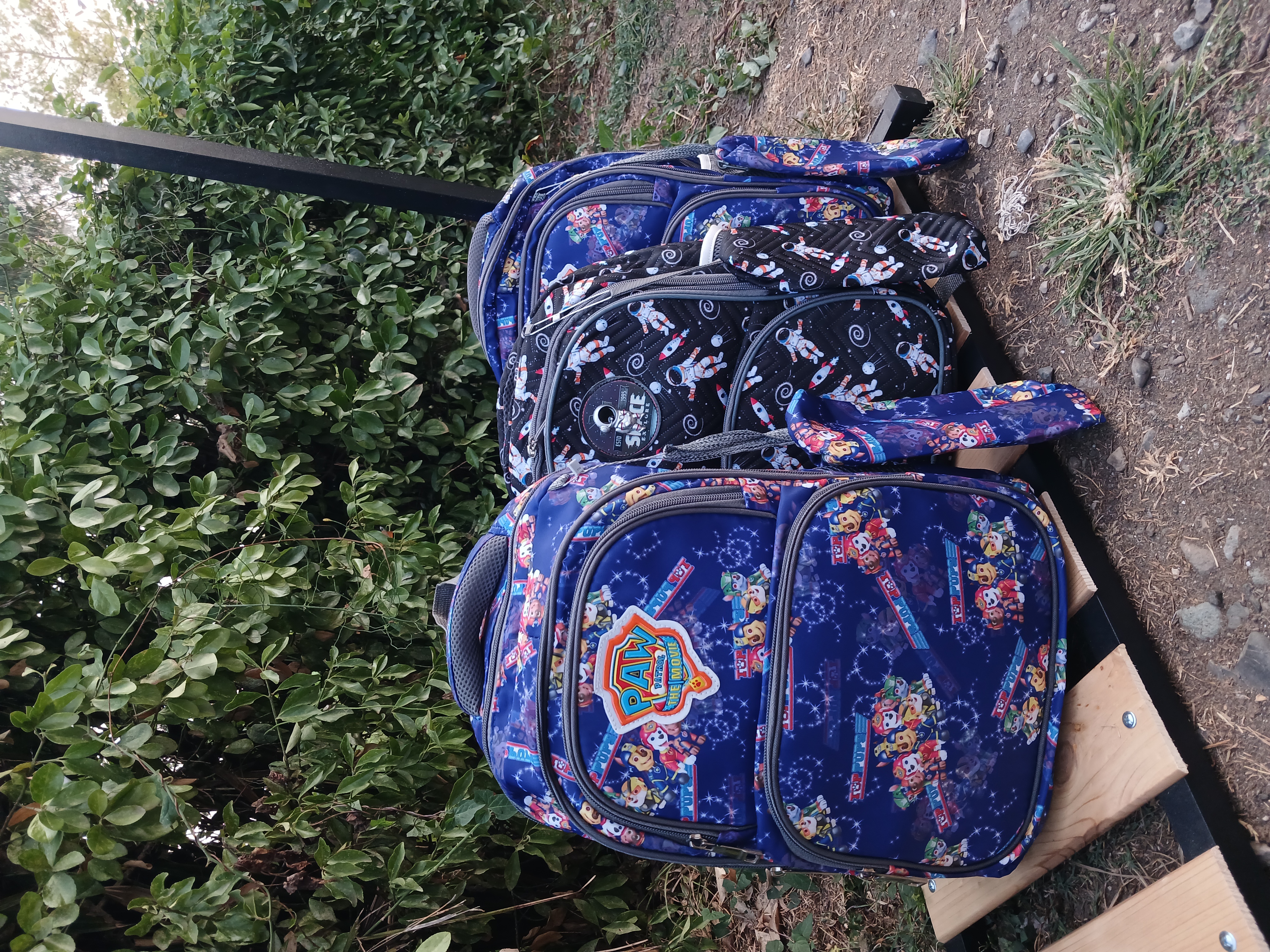 کوله پشتی با جامدادی