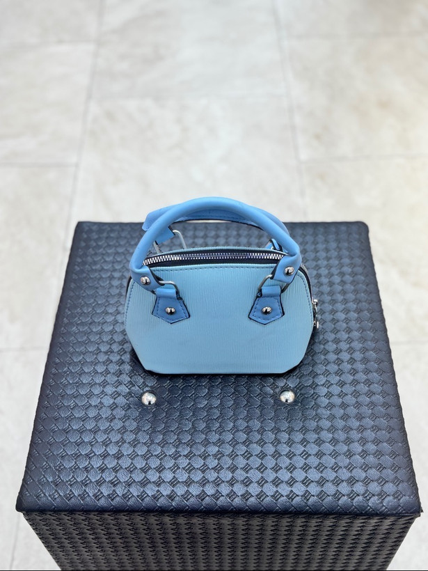 کیف صندوقی دودسته دارای بند بلند
