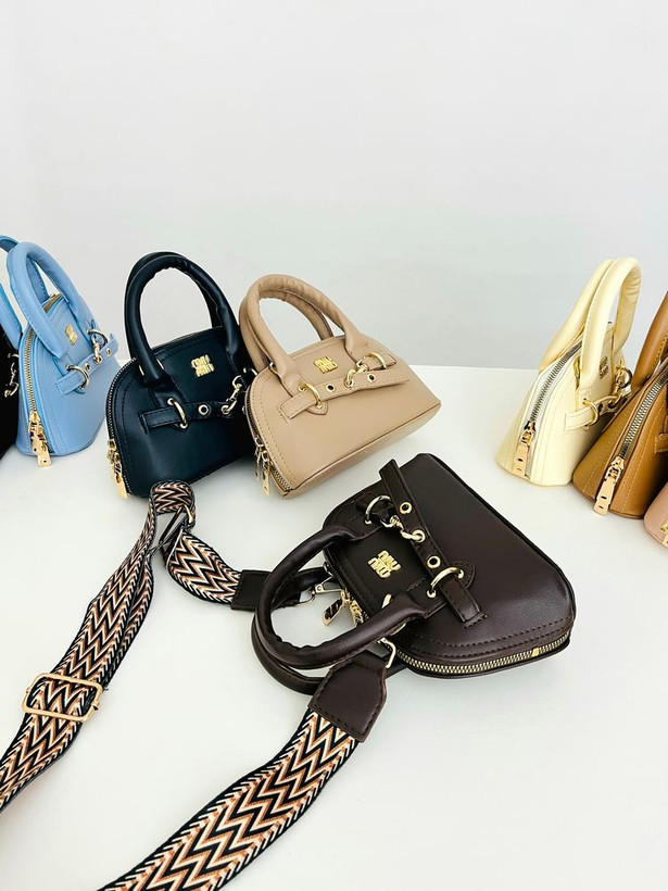کیف شیک miumiu